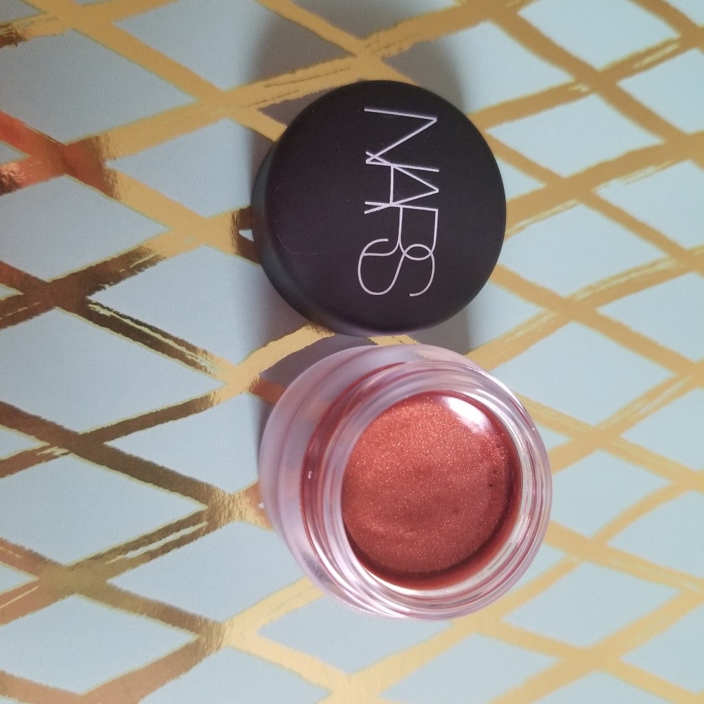 Nars lip lacquer hellfire 1915